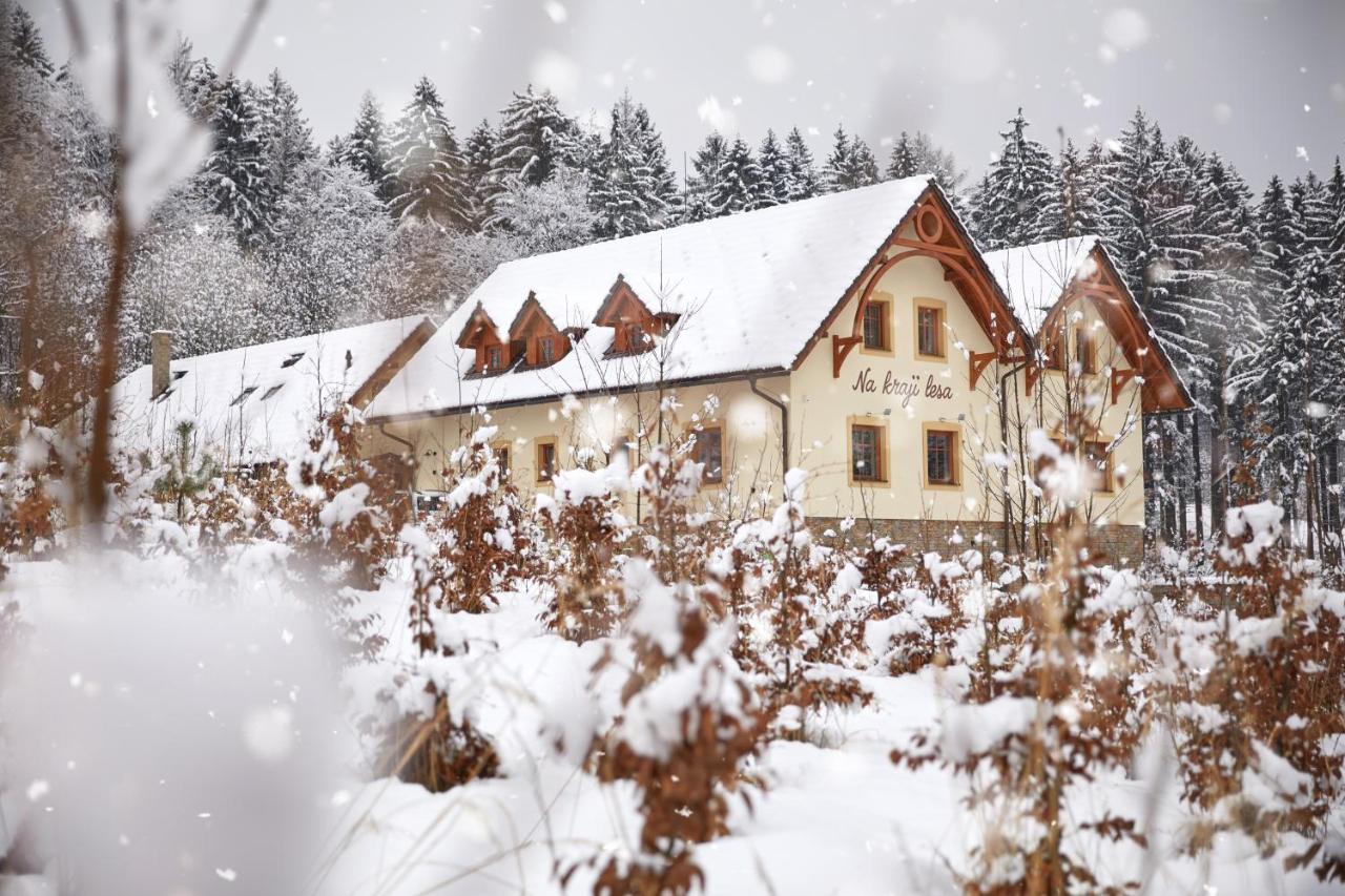 Penzion Na Kraji Lesa Valašské Meziříčí Bagian luar foto