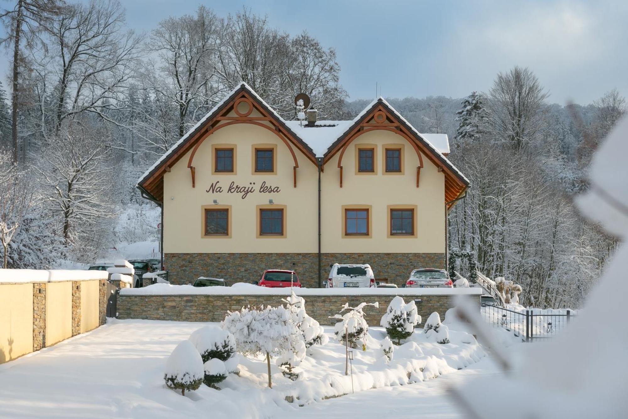Penzion Na Kraji Lesa Valašské Meziříčí Bagian luar foto