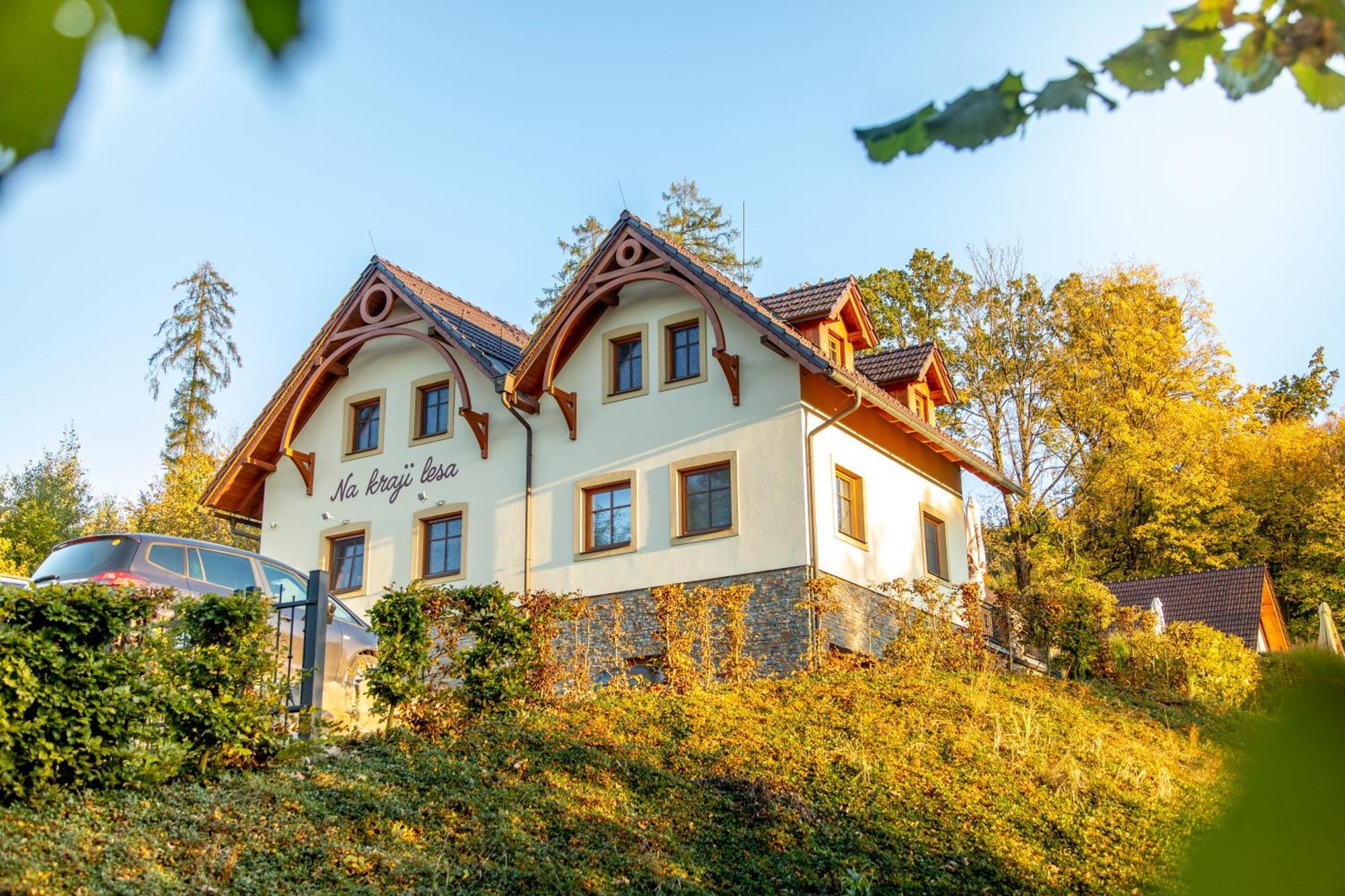 Penzion Na Kraji Lesa Valašské Meziříčí Bagian luar foto
